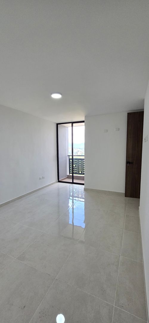 Apartamento de 3 alcobas en venta en Cañaveral, Floridablanca, 122 m² · foto 10 de 19