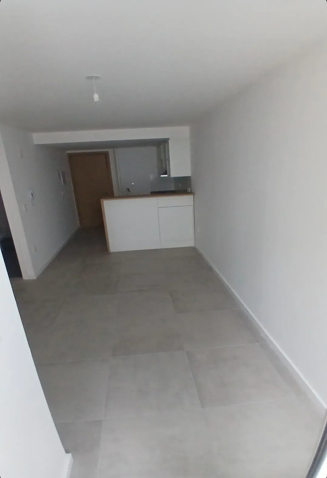 Exclusivo apartamento de 1 dormitorio en ubicación privilegiada sobre la calle Paraguay, entre San José y Soriano,  con espectacular patio de 30 m2 de uso exclusivo con parrillero. · Foto 7