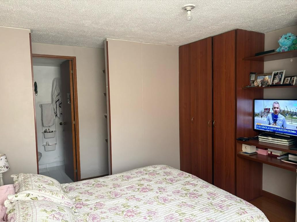 Apartamento en venta en Hayuelos, Bogotá · foto 6 de 10