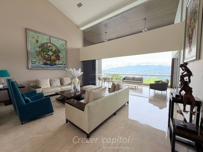 Casa de 5 alcobas en venta en Altos Del Poblado, Medellín, 1150 m² · foto 10 de 24