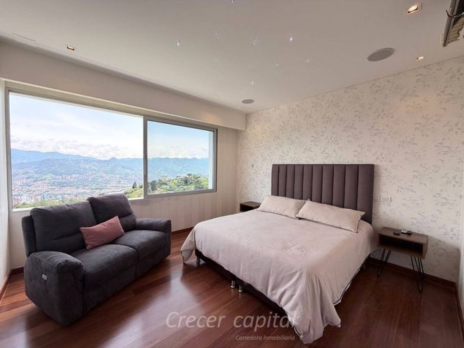Casa de 5 alcobas en venta en Altos Del Poblado, Medellín, 1150 m² · foto 18 de 24