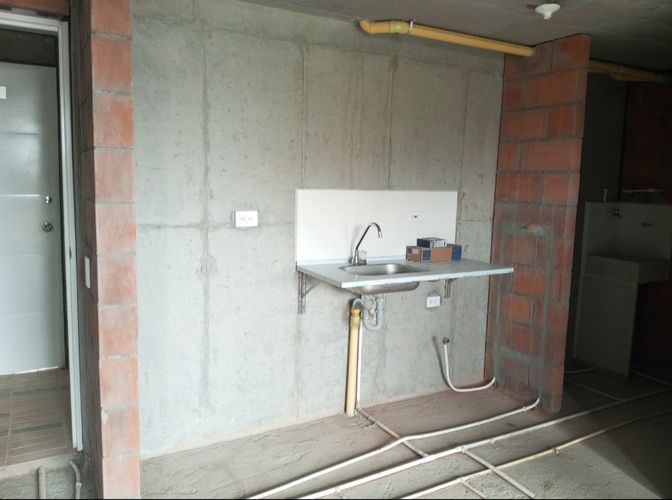 Apartamento de 2 alcobas en venta en El Porvenir, Rionegro, 50 m² · foto 2 de 13