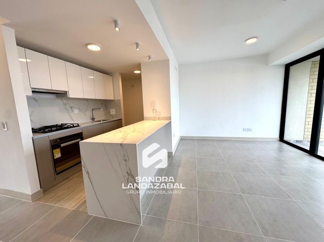 Apartamento de 3 alcobas en venta en Cañaveral, Floridablanca, 106 m² · foto 2 de 18