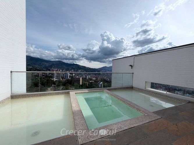 Apartamento en venta en Altos Del Poblado, Medellín · foto 20 de 24