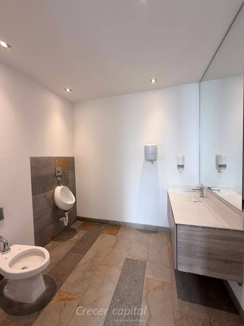 Apartamento en venta en Altos Del Poblado, Medellín · foto 21 de 24