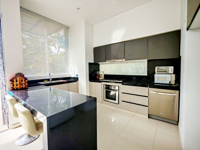 Casa de 4 alcobas en venta en Girardot, Girardot, 197 m² · foto 10 de 15