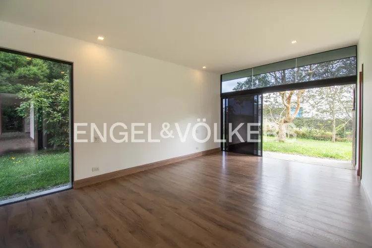 Casa de 3 alcobas en venta en Las Palmas, Rionegro, 354 m² · foto 12 de 22
