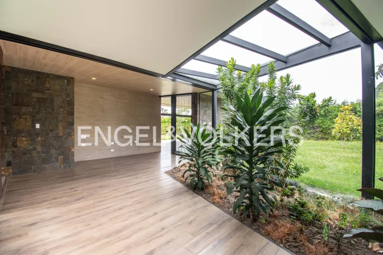 Casa de 3 alcobas en venta en Las Palmas, Rionegro, 354 m² · foto 9 de 22
