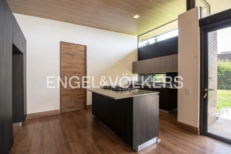 Casa de 3 alcobas en venta en Las Palmas, Rionegro, 354 m² · foto 7 de 22