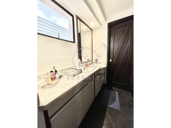 Apartamento de 3 alcobas en venta en Chico Norte, Bogotá, 265 m² · foto 16 de 18