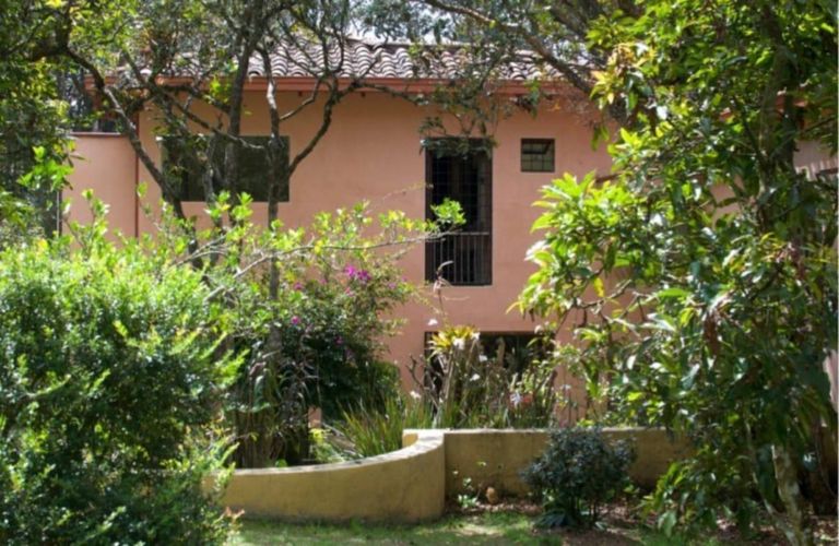 Casa de 4 alcobas en venta en Santa Elena, Medellín, 367 m² · foto 2 de 24