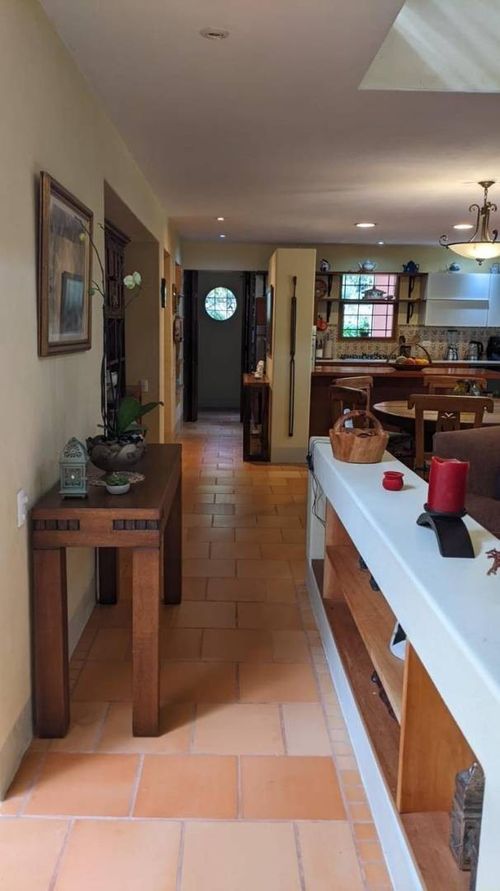 Casa de 4 alcobas en venta en Santa Elena, Medellín, 367 m² · foto 12 de 24