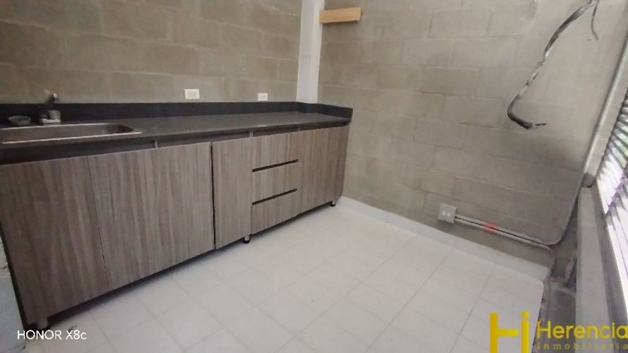 Bodega en arriendo en Quebrada Arriba, Copacabana, 730 m² · foto 15 de 21
