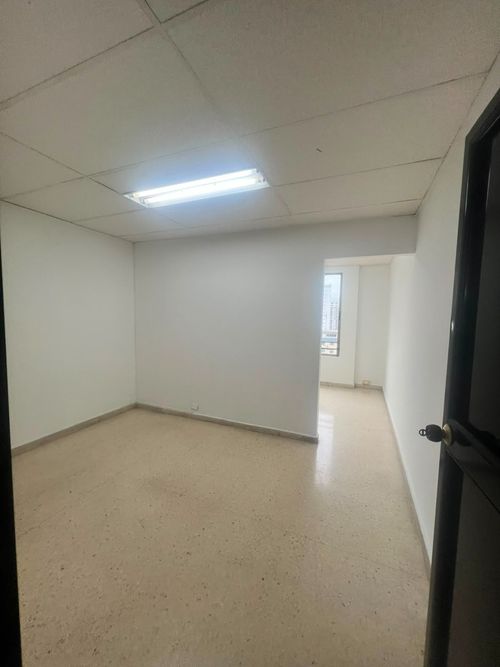 Local en arriendo en Centro, Bucaramanga, 47 m² · foto 6 de 17