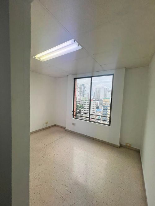 Local en arriendo en Centro, Bucaramanga, 47 m² · foto 4 de 17