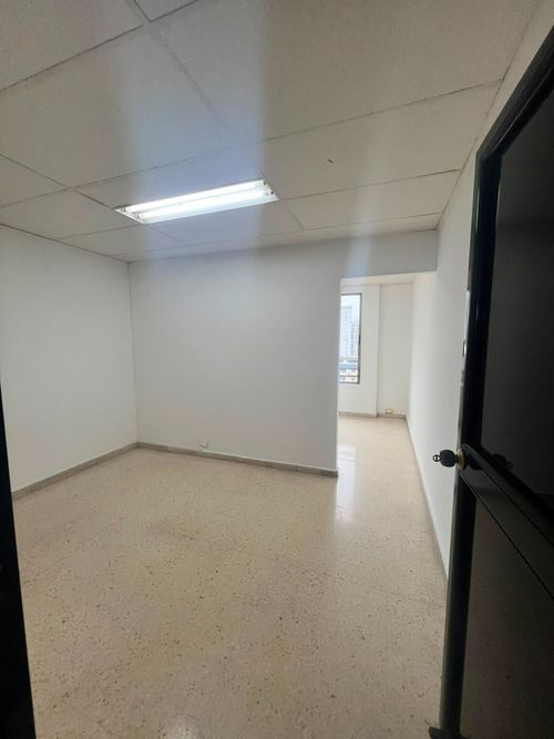 Local en arriendo en Centro, Bucaramanga, 47 m² · foto 11 de 17
