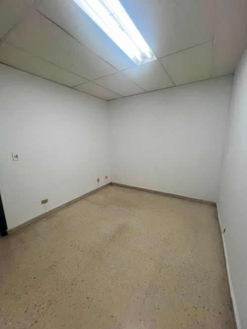 Local en arriendo en Centro, Bucaramanga, 47 m² · foto 7 de 17