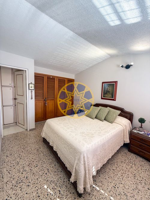 Casa de 3 alcobas en venta en Cañaveral, Floridablanca, 250 m² · foto 8 de 13