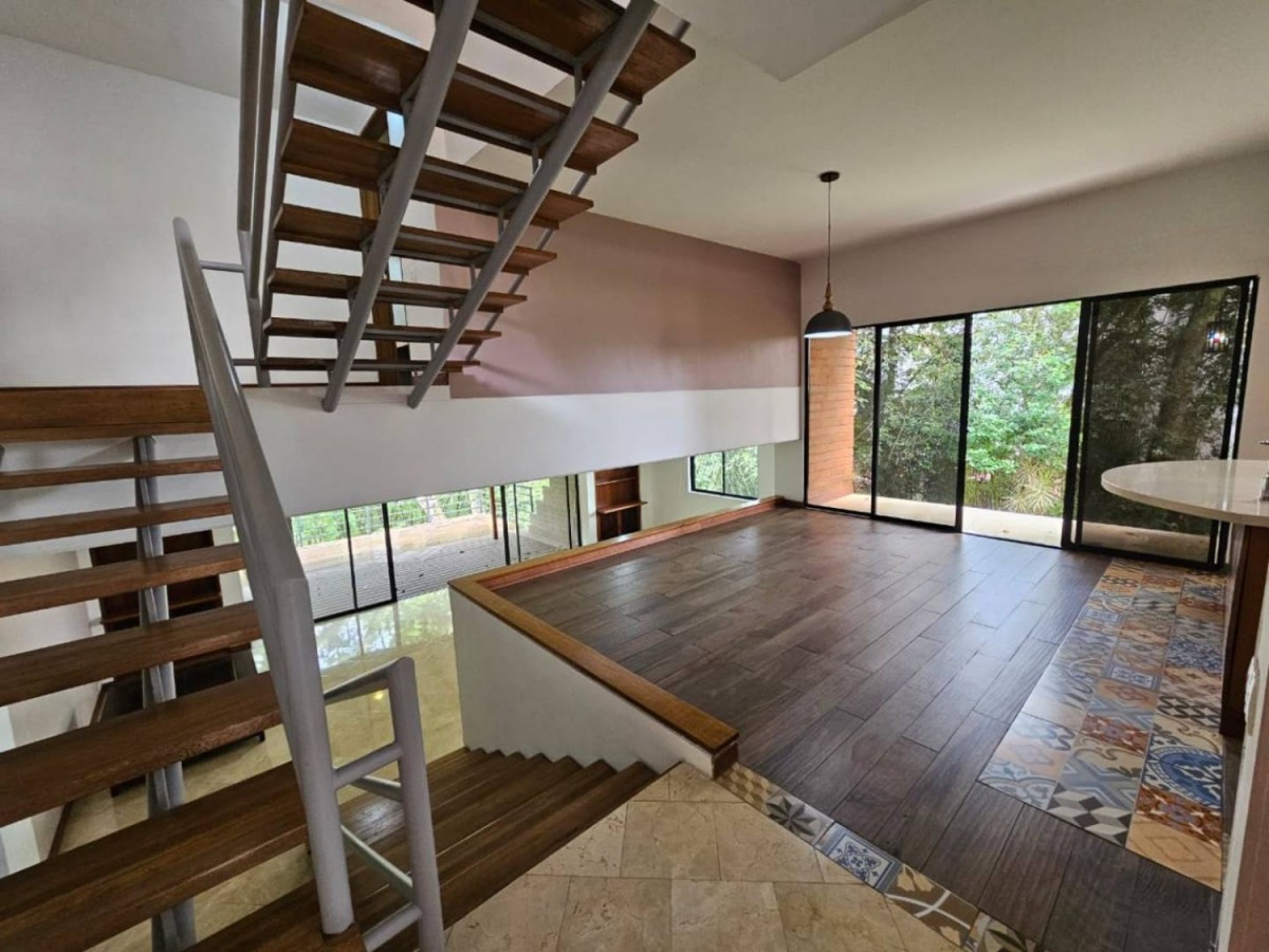 Casa en arriendo en El Poblado, Medellín · foto 11 de 21