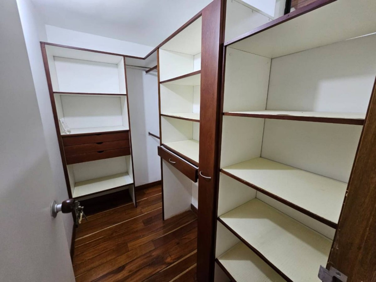 Casa en arriendo en El Poblado, Medellín · foto 15 de 21