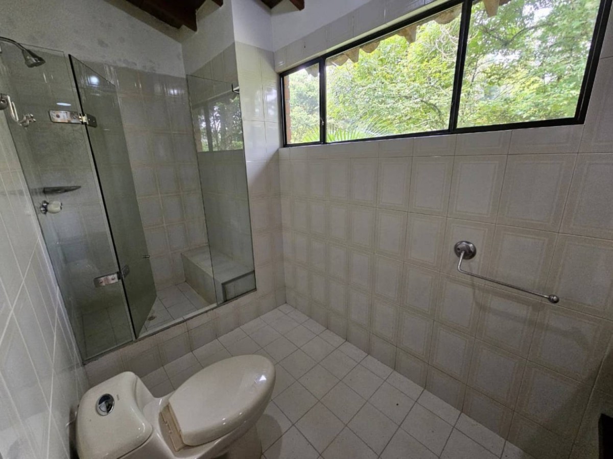 Casa en arriendo en El Poblado, Medellín · foto 19 de 21