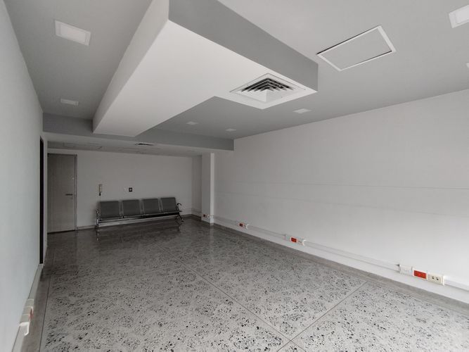 Oficina en arriendo en El Poblado, Medellín, 43 m² · foto 7 de 12
