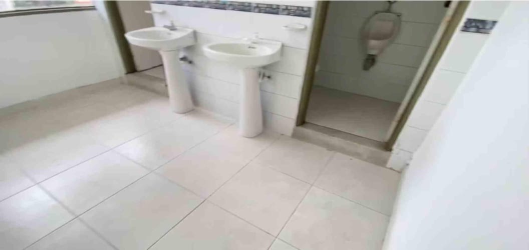 Local en arriendo en Centro, Armenia, 300 m² · foto 9 de 18