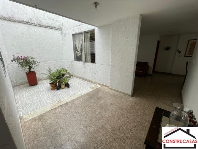 Apartamento de 3 alcobas en venta en San Bernardo, Medellín, 146 m² · foto 13 de 24