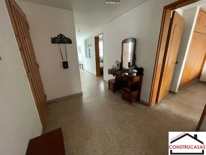 Apartamento de 3 alcobas en venta en San Bernardo, Medellín, 146 m² · foto 15 de 24