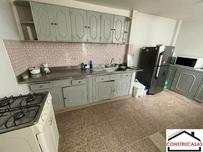 Apartamento de 3 alcobas en venta en San Bernardo, Medellín, 146 m² · foto 20 de 24