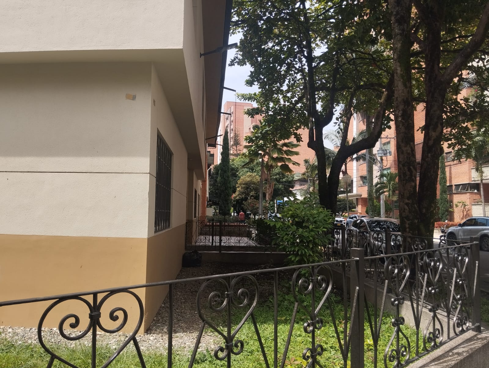 Casa en arriendo en Laureles, Medellín · foto 18 de 20