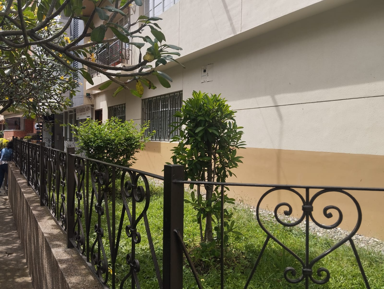 Casa en arriendo en Laureles, Medellín · foto 19 de 20
