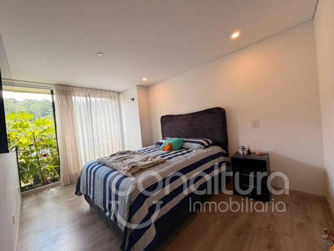 Apartamento de 3 alcobas en venta en Las Palmas, Medellín, 81 m² · foto 16 de 24