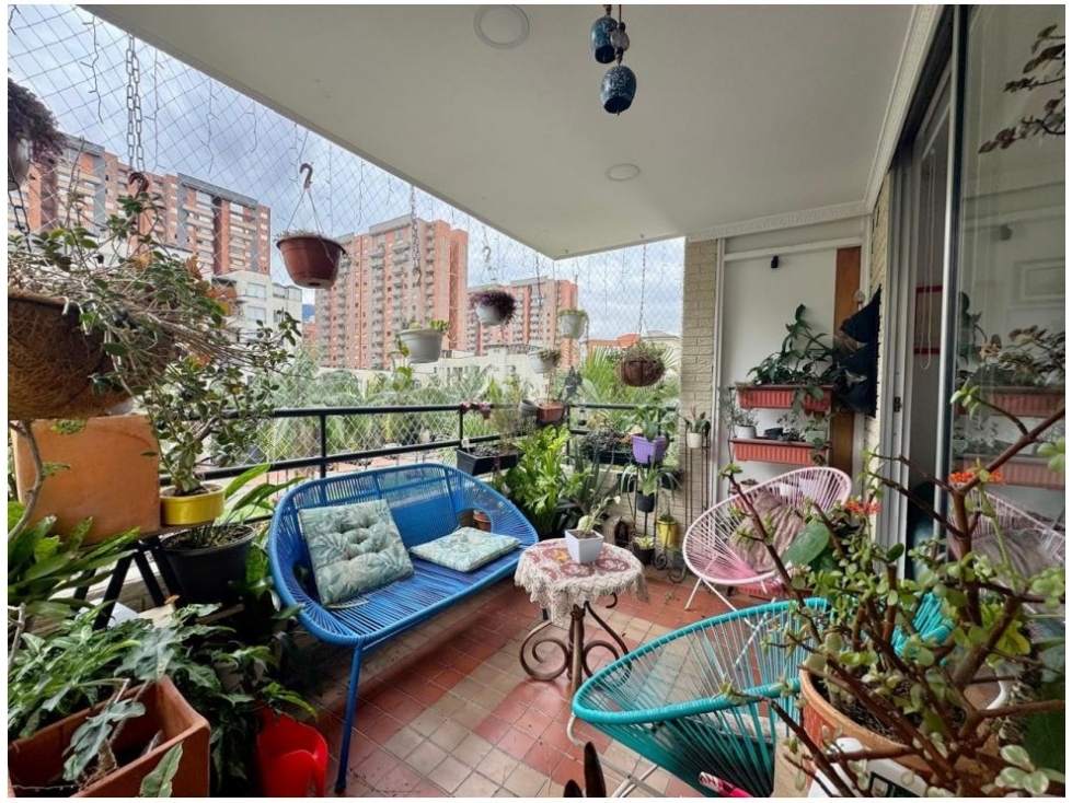 Apartamento en venta en El Poblado, Medellín 5