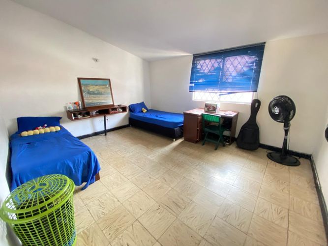 Casa en venta en El Refugio, Cali · foto 7 de 11