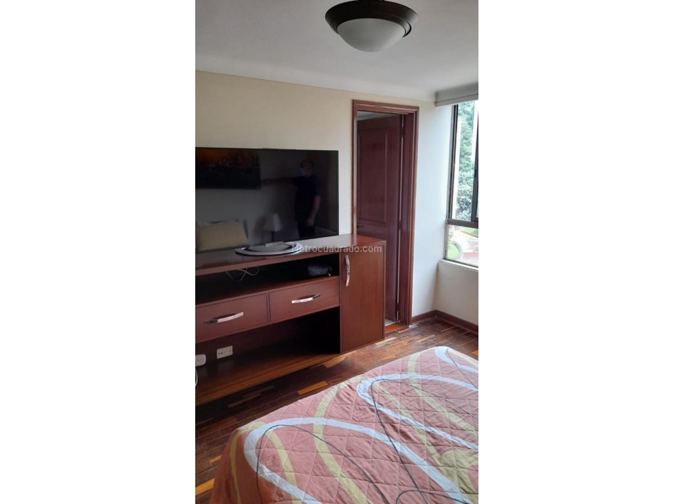 Apartamento en venta en El Poblado, Medellín 3