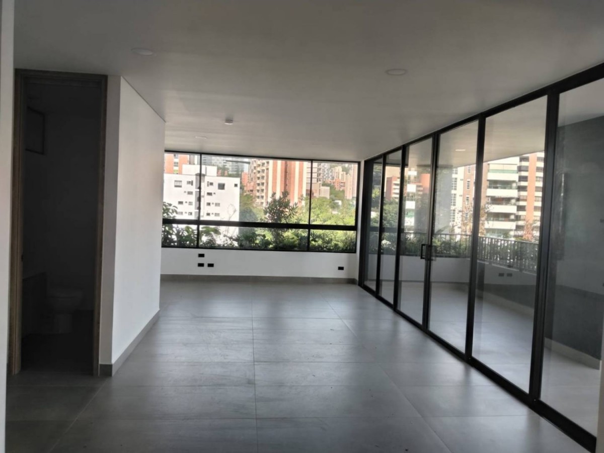 Apartamento en venta en Castropol, Medellín 2