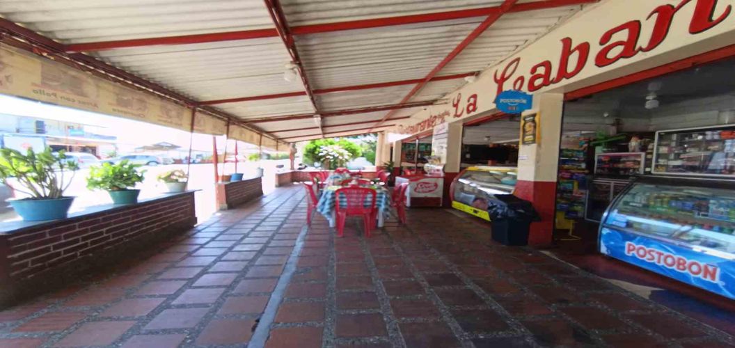 Local en venta en El Centro, Manizales, 368 m² · foto 9 de 20