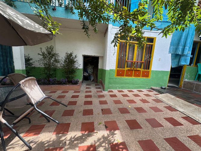 Casa de 8 alcobas en venta en El Carmelo, Armenia, 1093 m² · foto 20 de 24
