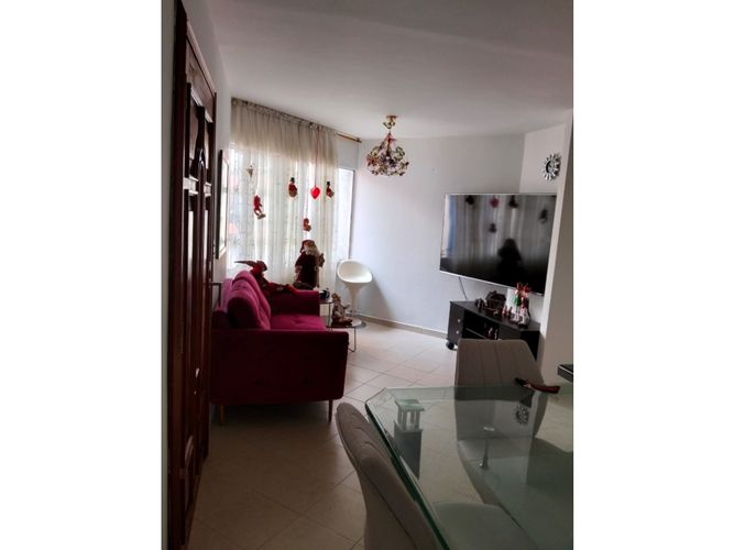 Apartamento en venta en Alamos, Cali · foto 3 de 13