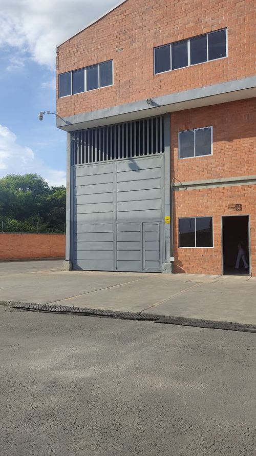Bodega en arriendo en Arroyohondo, Yumbo, 585 m² · foto 4 de 17