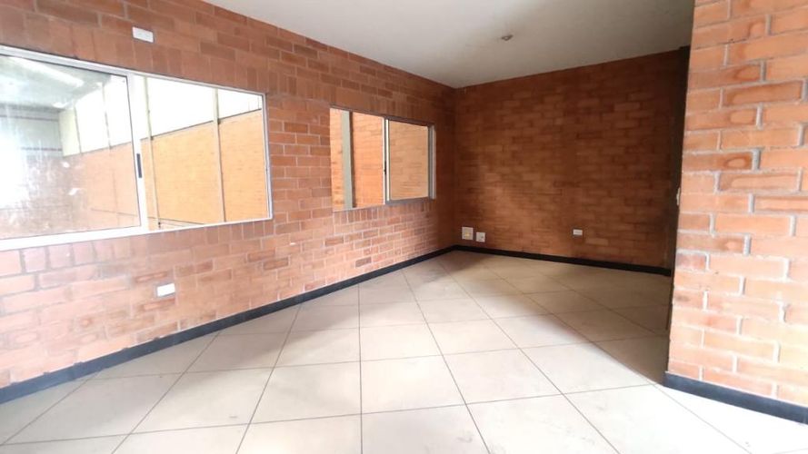 Bodega en arriendo en Arroyohondo, Yumbo, 585 m² · foto 11 de 17