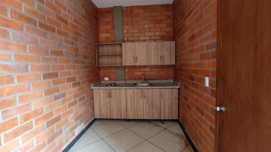 Bodega en arriendo en Arroyohondo, Yumbo, 585 m² · foto 16 de 17