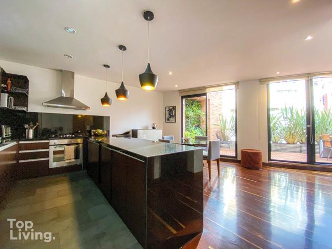 Apartamento de 3 alcobas en venta en Granada Norte, Bogotá, 270 m² · foto 3 de 24