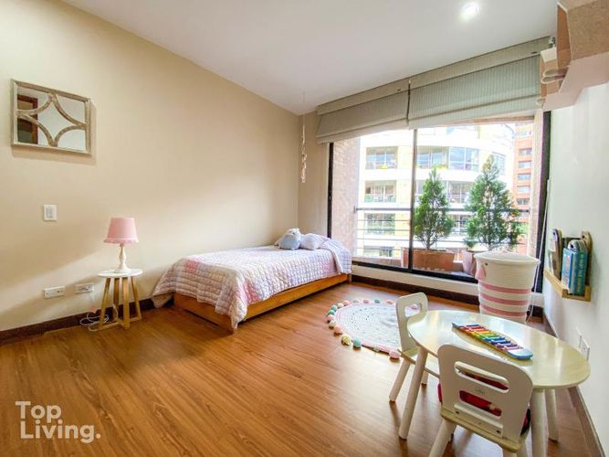 Apartamento de 3 alcobas en venta en Granada Norte, Bogotá, 270 m² · foto 20 de 24
