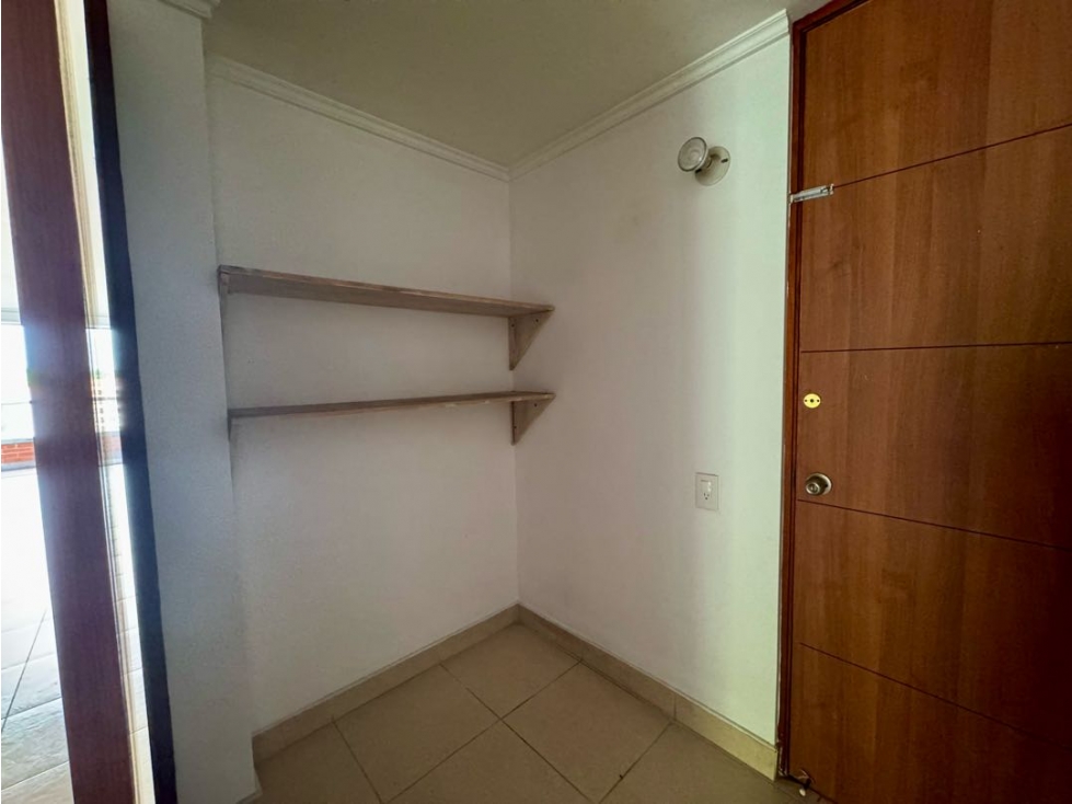 Apartamento en venta en Loma Benedictinos, Envigado · foto 8 de 24