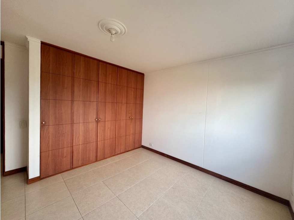 Apartamento en venta en Loma Benedictinos, Envigado · foto 15 de 24
