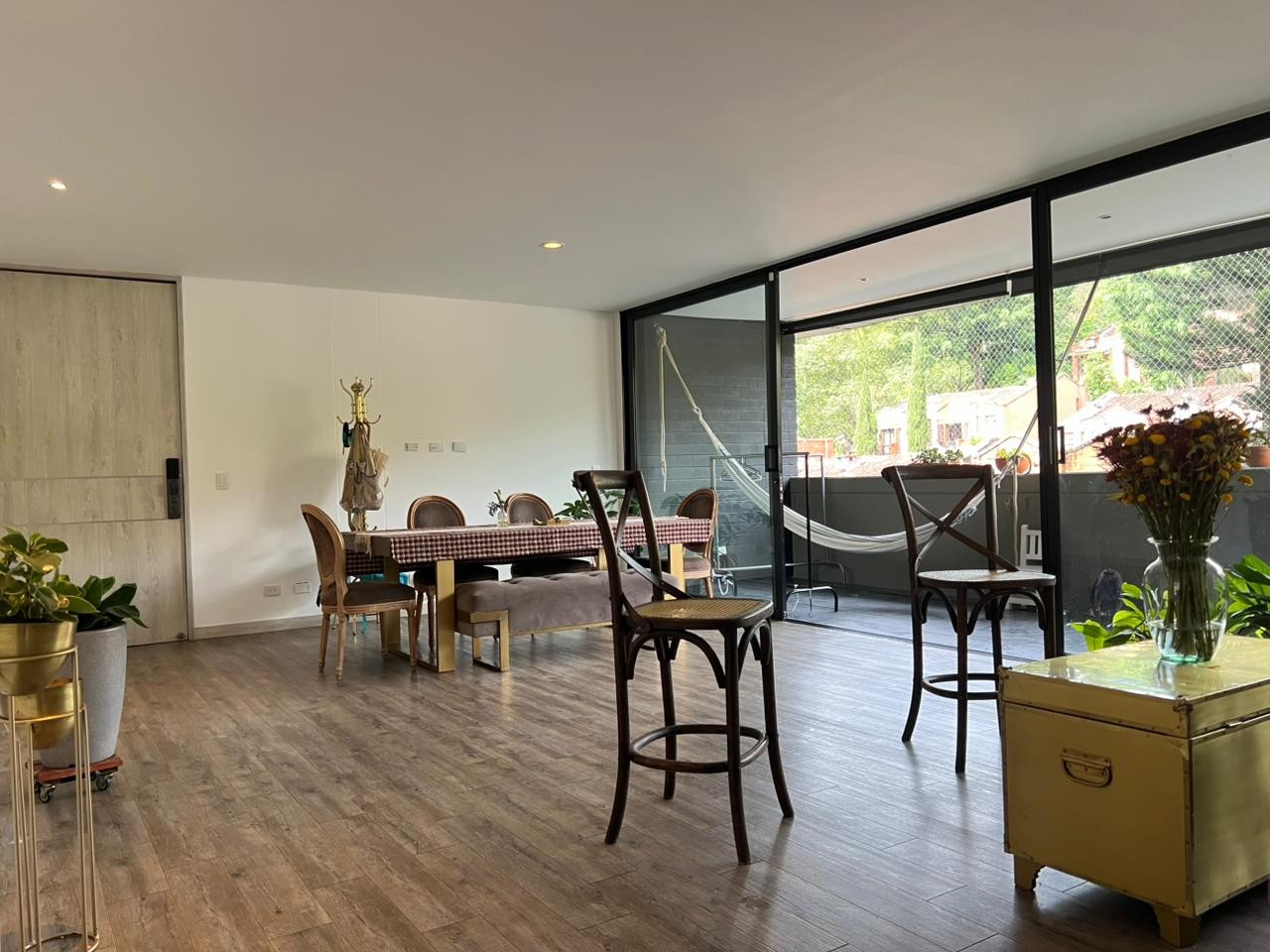 Apartamento en venta en Loma Benedictinos, Envigado · foto 4 de 16