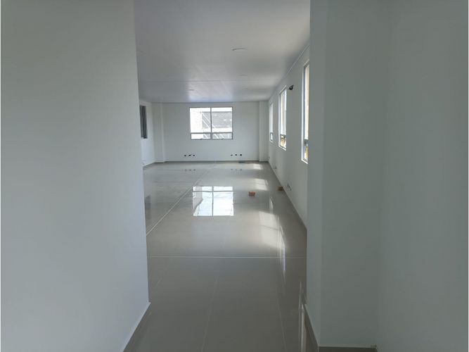 Bodega en venta en Villavicencio, Villavicencio, 2245 m² · foto 7 de 20
