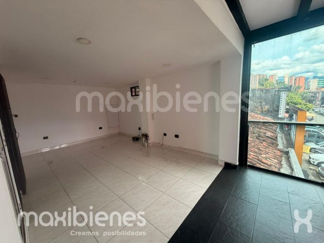 Local en arriendo en San Diego, Medellín, 37 m² · foto 2 de 4